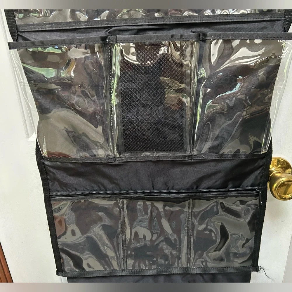Folding Hanging Organizer, makeup, storage or travel bag. Very lg, many sections